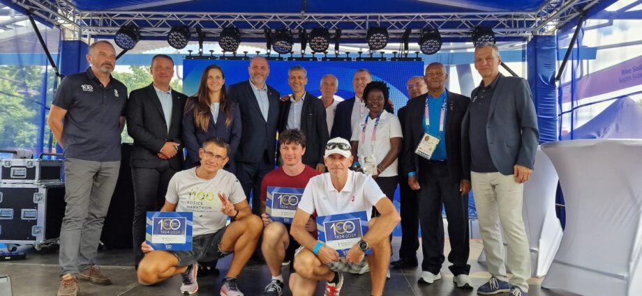 Medzinárodný maratón mieru sa po 100 rokoch vrátil do Paríža