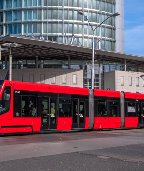 Štart Petržalskej električky