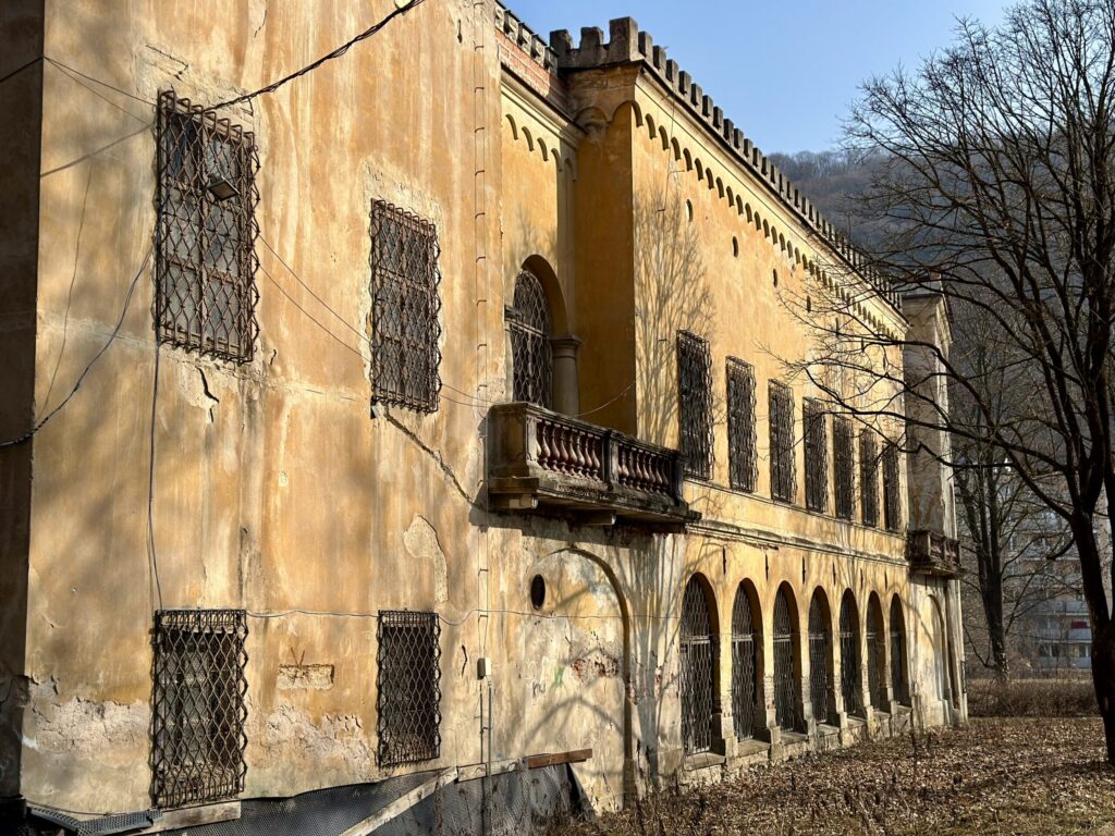 Kaštieľ Radvanských sa vracia späť do rúk mesta, pripravuje sa jeho komplexná obnova