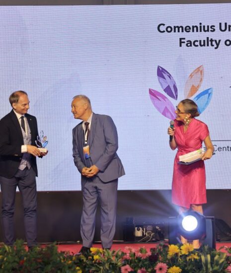 FAKULTA MANAGEMENTU UK POSTÚPILA MEDZI NAJVPLYVNEJŠIE BIZNIS ŠKOLY SVETA_69cf4e36772a8.jpeg