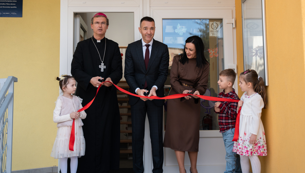 Minister školstva T. Drucker otvoril novú materskú školu v Smižanoch