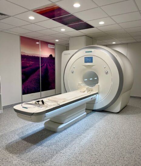 Modernizácia MR pracoviska prinesie vo Zvolene kvalitnejšiu diagnostiku a vyšší komfort pacientov Modernizácia MR pracoviska prinesie vo Zvolene kvalitnejšiu diagnostiku a vyšší komfort pacientov_69fcb90ab1e6b.jpeg