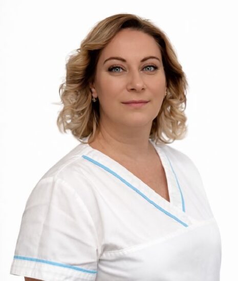 „Nič nenahradí radosť, keď sa pacient po dlhom boji uzdravuje a sestra vie, že k tomu prispela,“ hovorí pri príležitosti Medzinárodného dňa sestier námestníčka z Handlovej