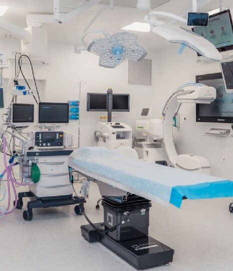 Nemocnica AGEL Zvolen dokončila rozsiahlu modernizáciu za viac ako 40 miliónov eur. Nový pavilón, desiatky nových lôžok a špičkové prístroje pre pacientov_6a3c558ad1b50.jpeg