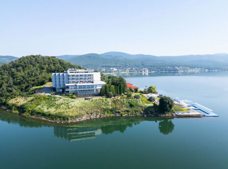 Zemplínsku šíravu potiahli počasie a hromadné akcie Zemplínsku šíravu potiahli počasie a hromadné akcie_6a8d80d063e24.jpeg